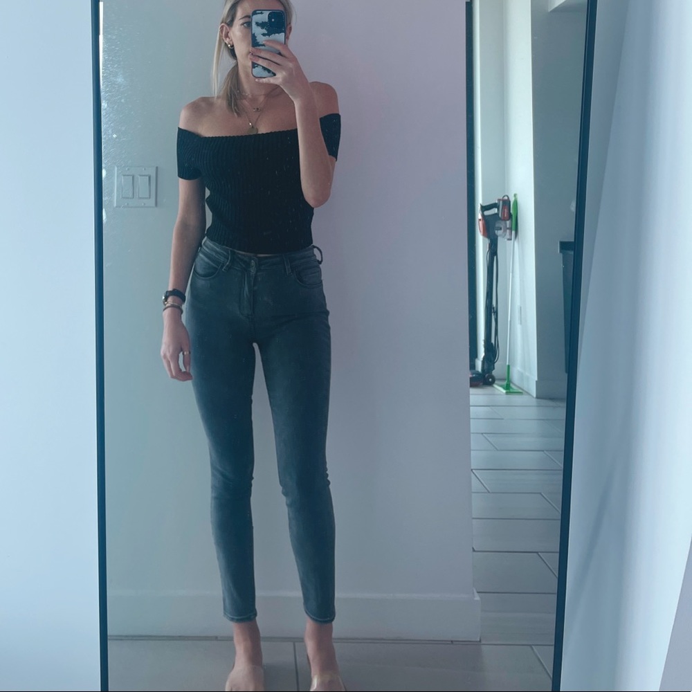 Dark Grey Mid-Rise Jeans